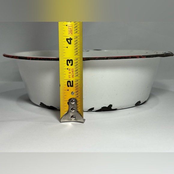 Porcelain Enamelware White Red Rim Farmhouse Bowl Basin Pan Dish MCM Vintage - Picture 12 of 12